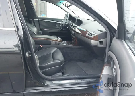 2006 BMW 750Li z USA, uszkodzony, nr VIN WBAHN83586DT62621